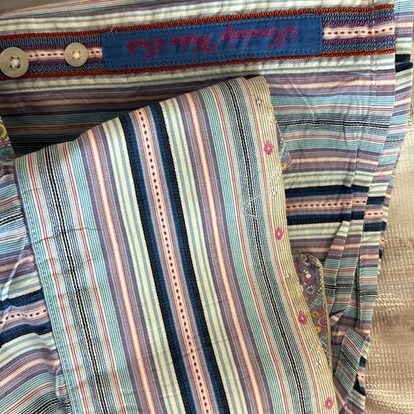 Robert Graham Beautiful Striped Button Down Shirt Size 2XL - Picture 13 of 13